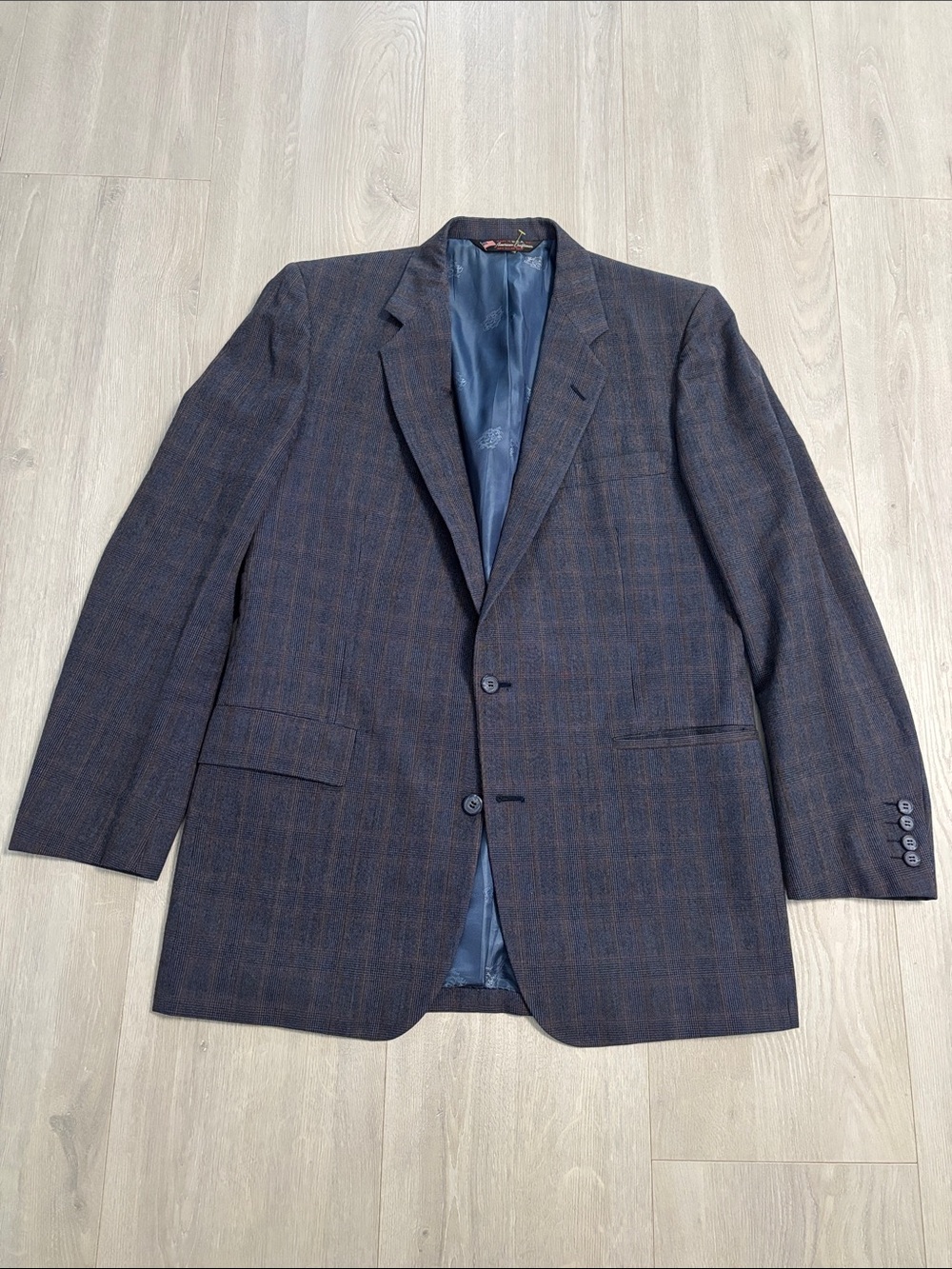 🔥BUNDLESALE Men's 46L Carmen Bellizzi Wool Navy Plaid Two-Button Sport Coat